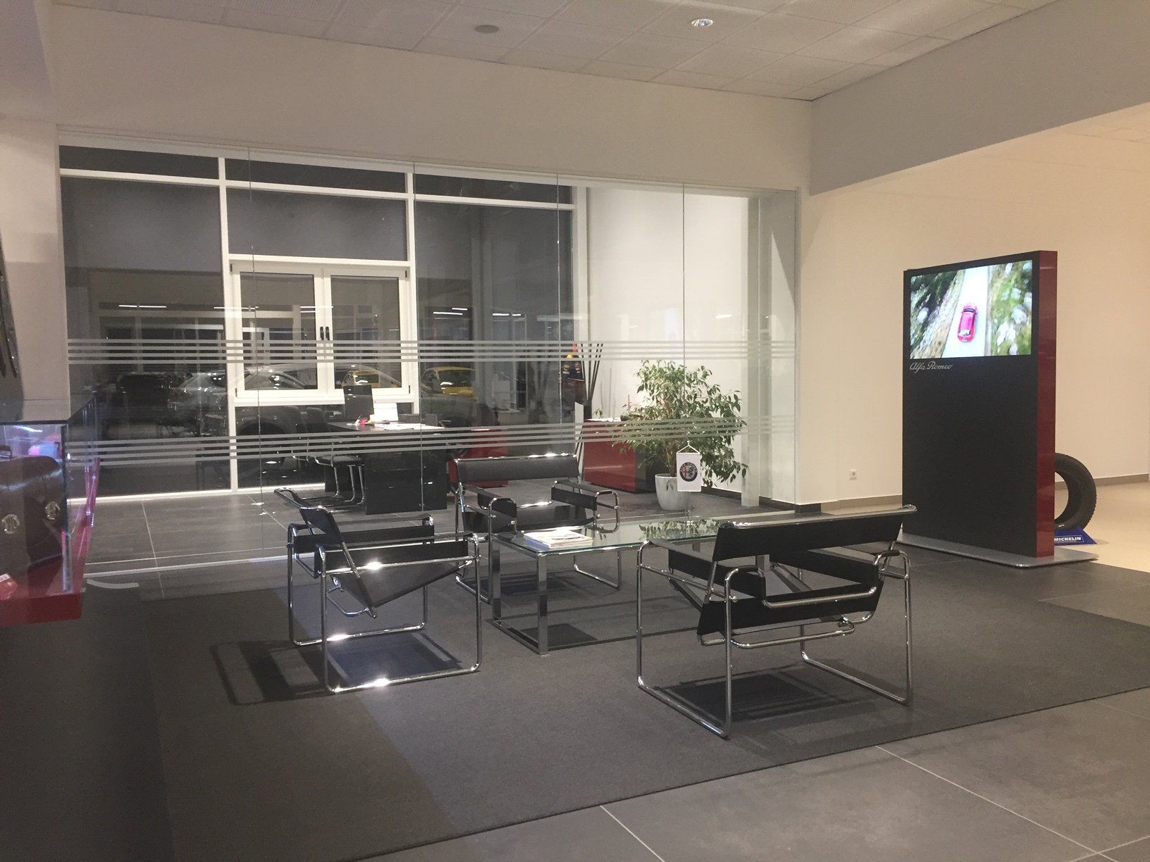 Hallenbau Pfeiffer, Bauplanung, Autohäuser, Neubau, Sanierung