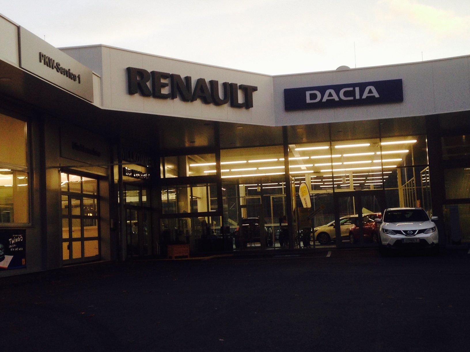 Hallenbau Pfeiffer, Bauplanung, Autohäuser, Neubau, Sanierung