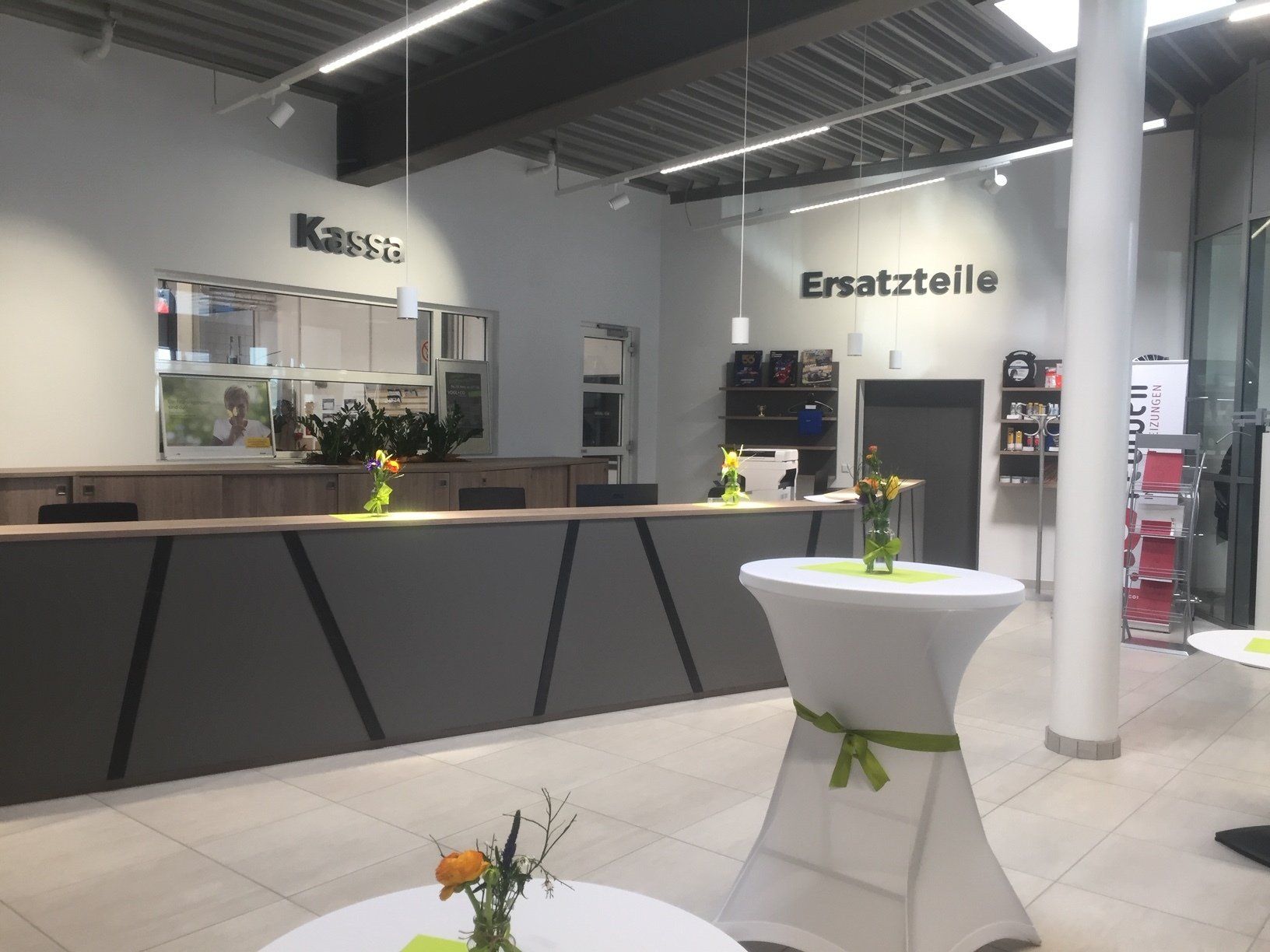 Hallenbau Pfeiffer, Bauplanung, Autohäuser, Neubau, Sanierung