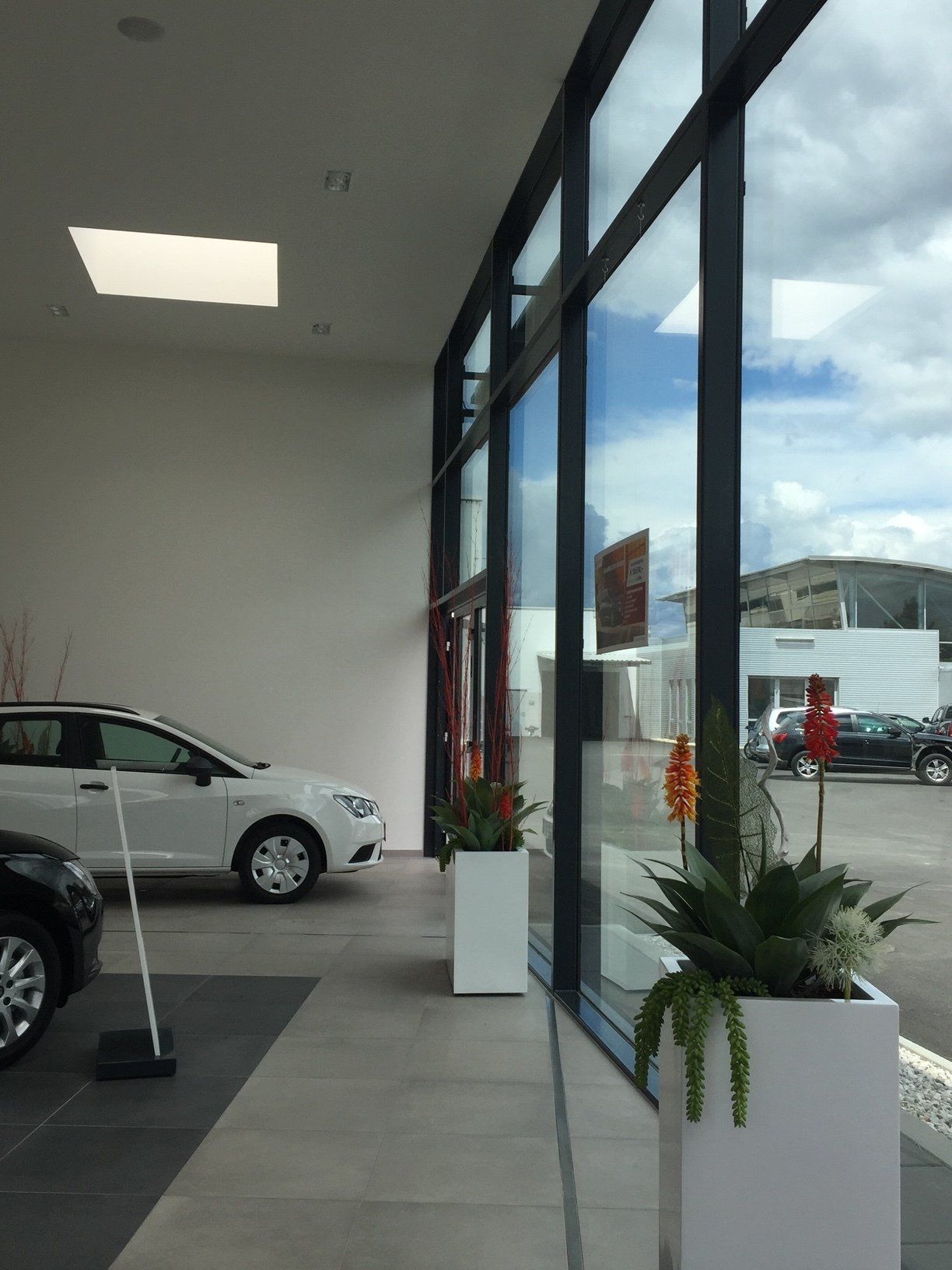 Hallenbau Pfeiffer, Bauplanung, Autohäuser, Neubau, Sanierung