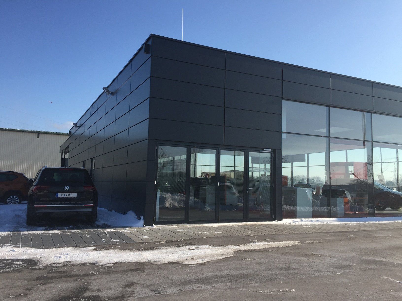 Hallenbau Pfeiffer, Bauplanung, Autohäuser, Neubau, Sanierung