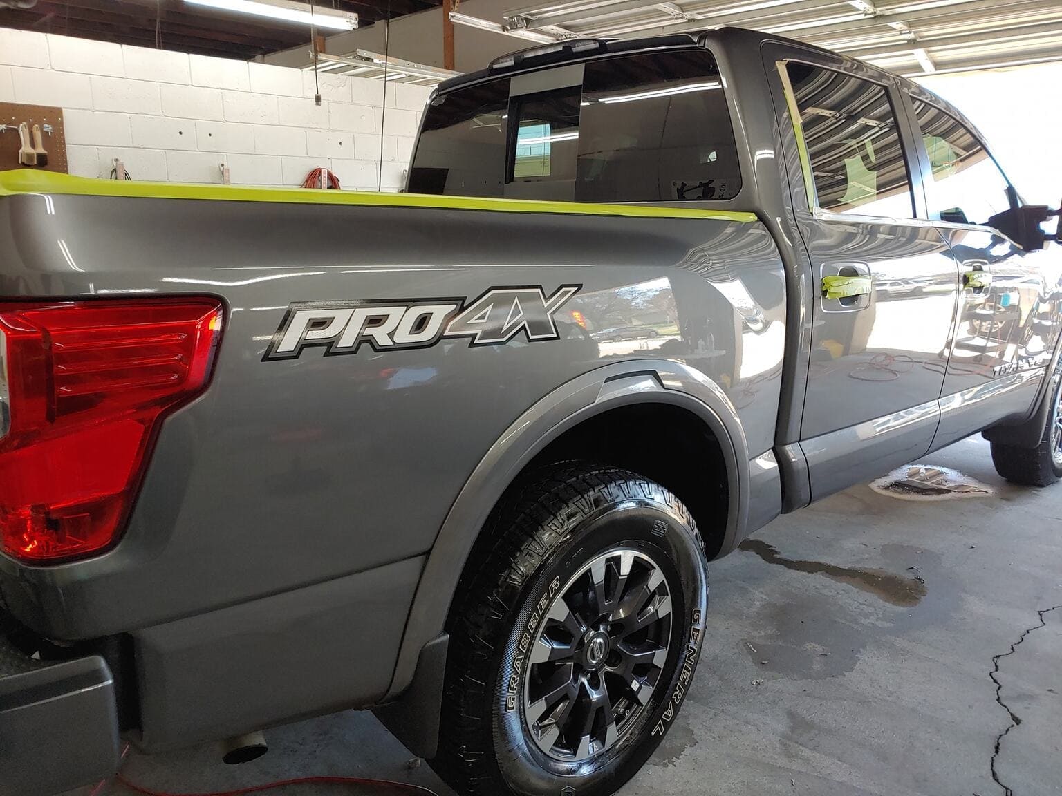 Best auto window tinting film shop