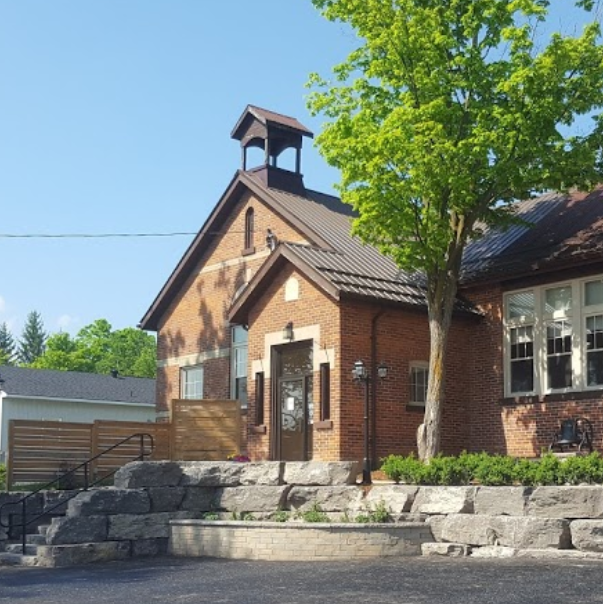 Pine Grove Veterinary Hospital Veterinarian in Orillia