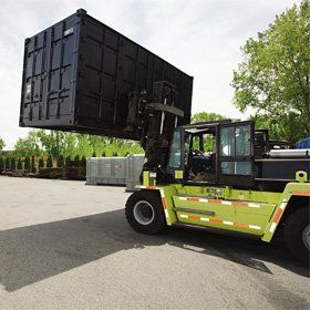 forklift-truck-hire-southampton-advanced-forklifts-ltd-cargo-foklift