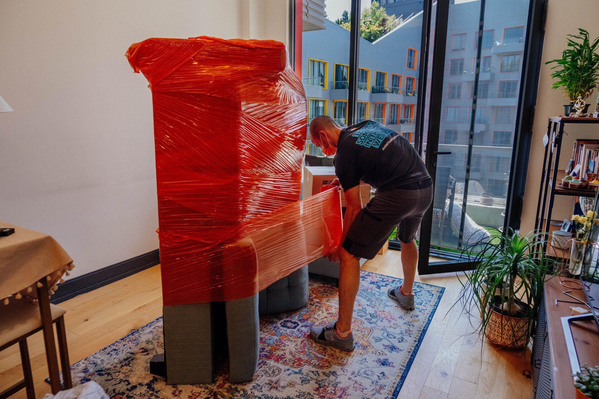 Arts and Antiques Moving Company New York AvantGarde Moving & Storage