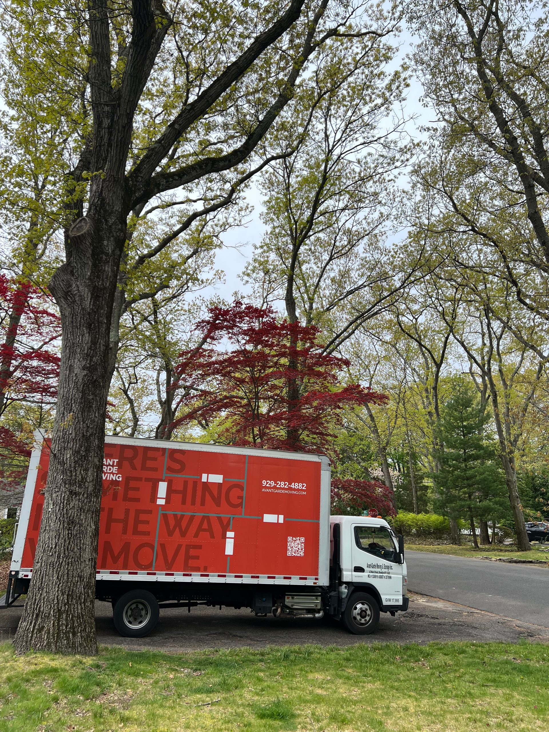 Photo of our truck (Avant-garde) in front of the customers house in New Jersey