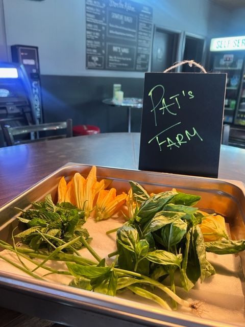 Delicious Food Specials at Pat’s Bar & Grill – Tasty Deals & Daily Offers in Lake Hopatcong