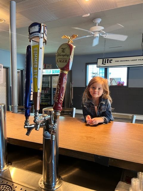 Pat’s Bar & Grill Friendly Staff – Welcoming Service & Great Atmosphere in Lake Hopatcong