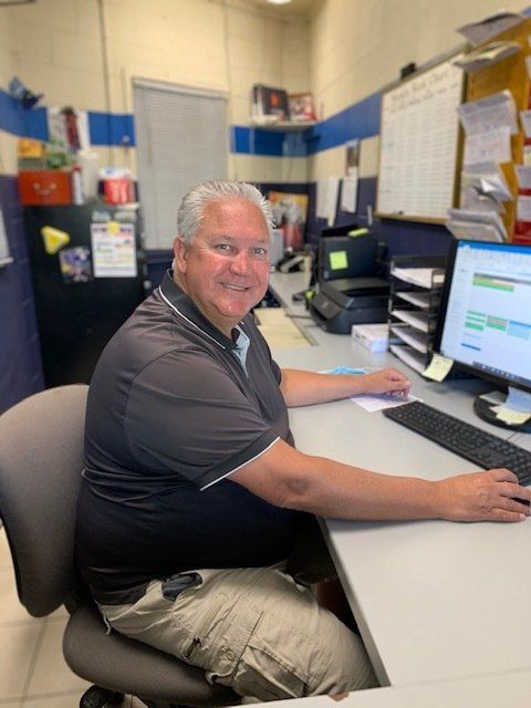 Friendly Mechanic — Luther Thomas in Chicago, IL