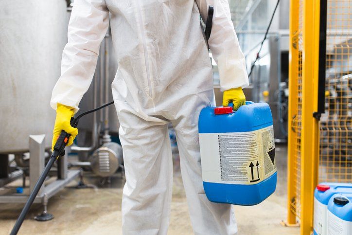 Pest control worker — Piscataway, NJ — Drone Termite & Pest Control