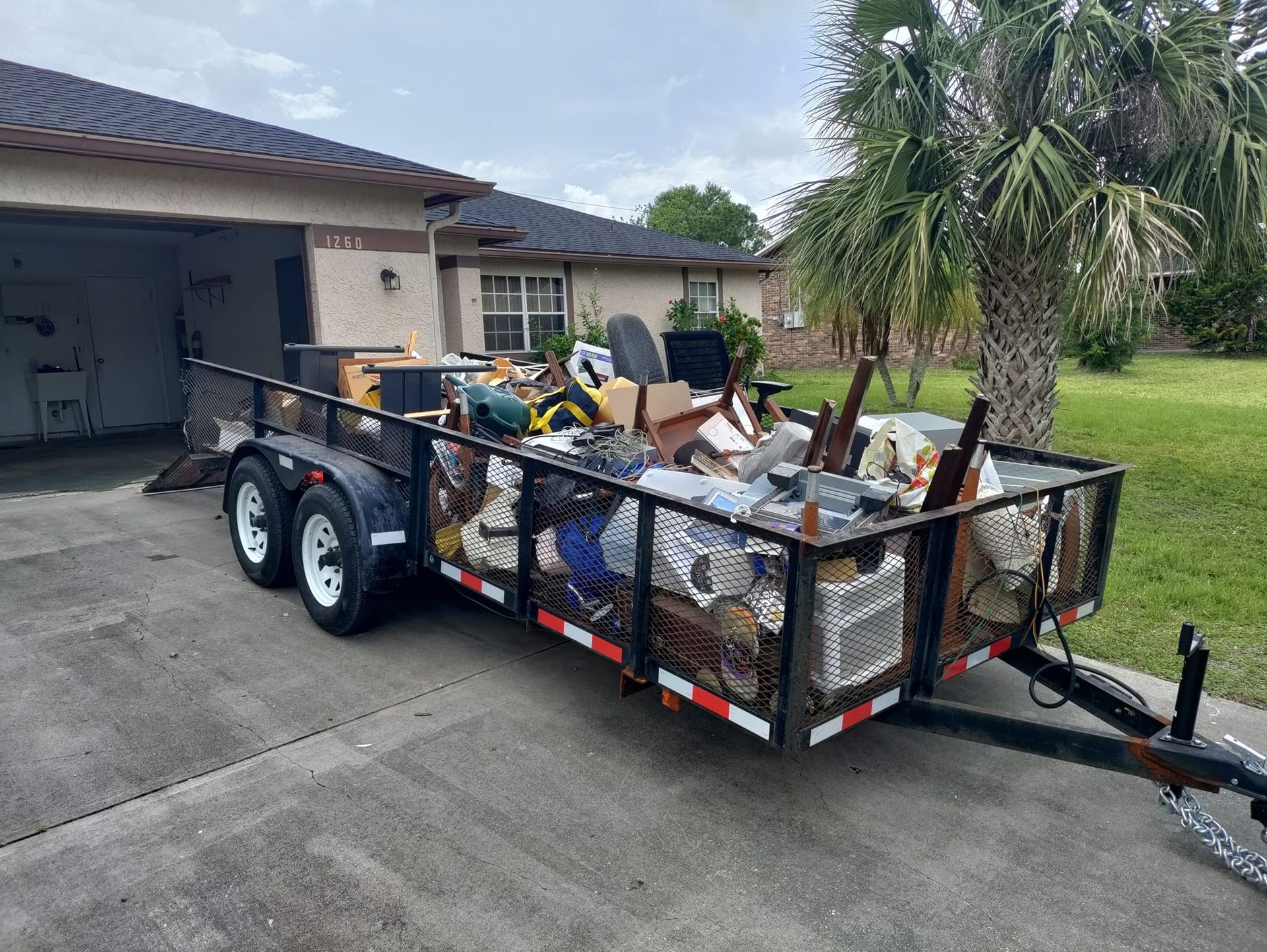 Junk Removal Casselberry FL | Fall Cleanup & Storm Prep Made Easy