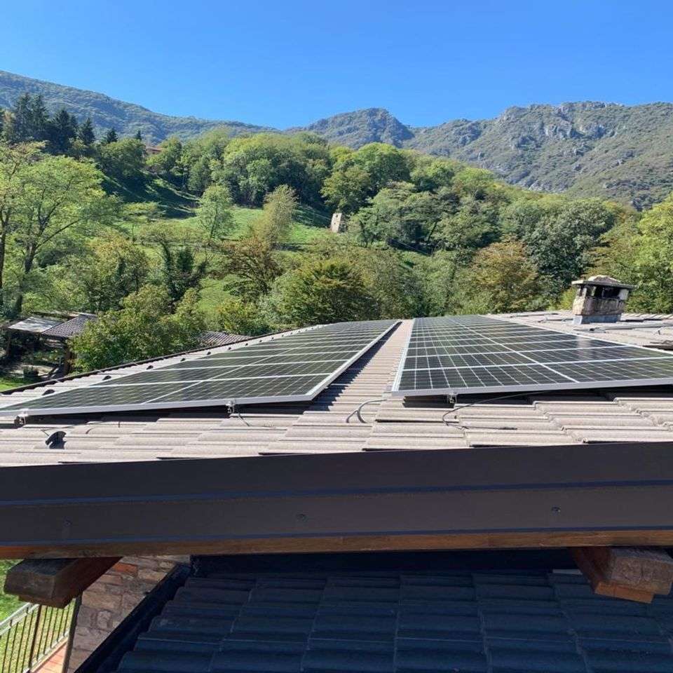 montaggio impianto fotovoltaico per agriturismo
