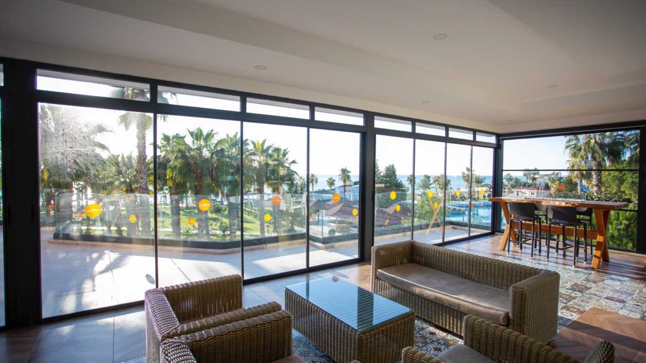 Fast og skyveglass til innglassing