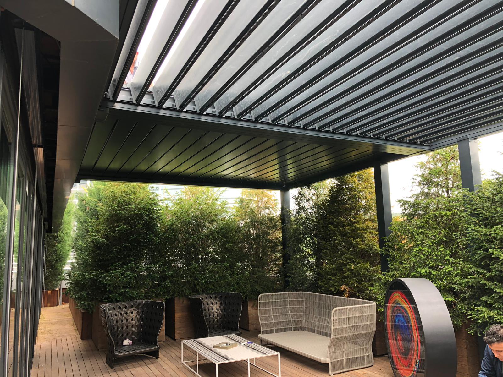 Motorisert Bioclimatic lamell pergola