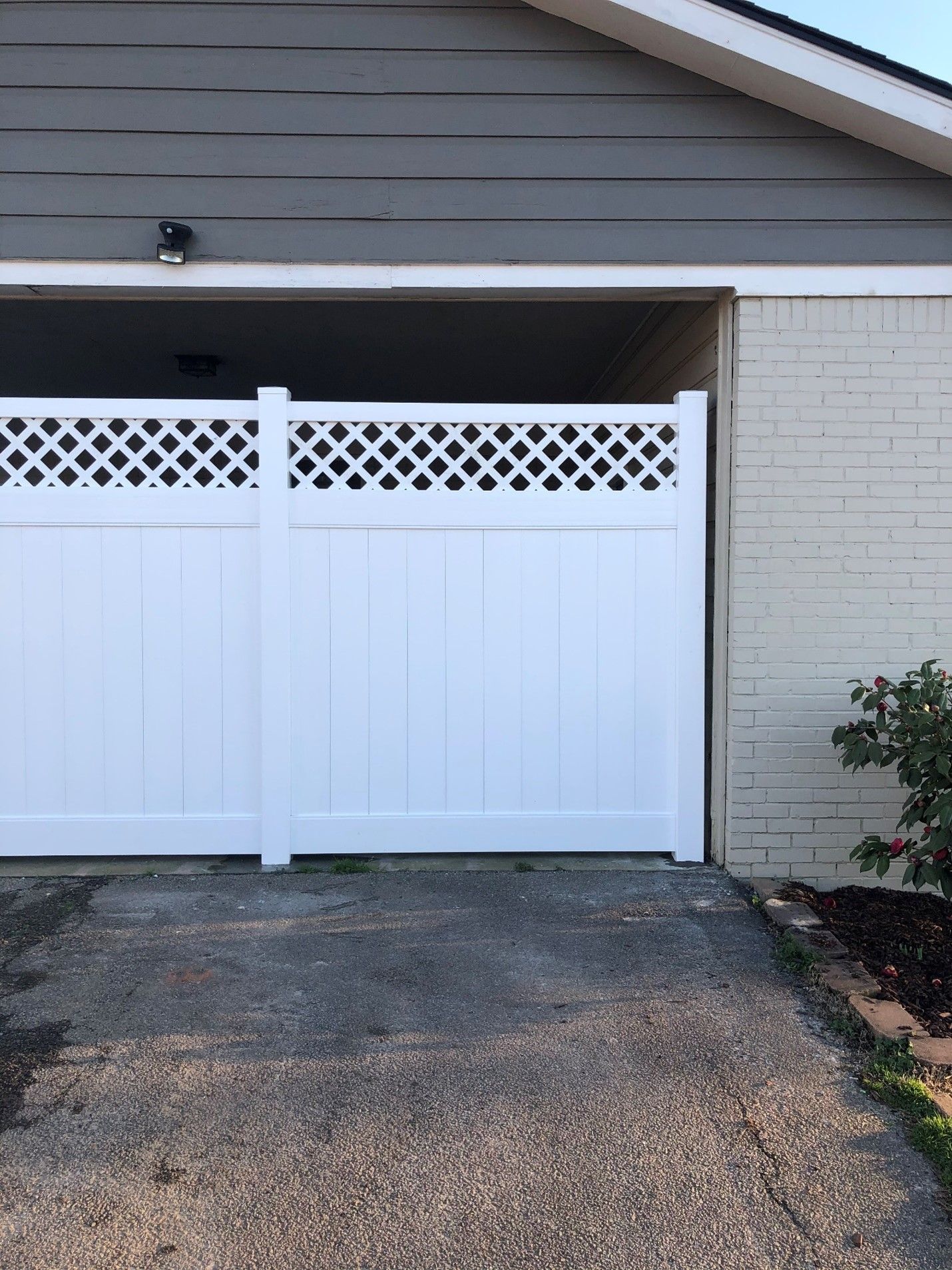 White Fence — Covington, GA — Barbara's Fence Company, Inc.
