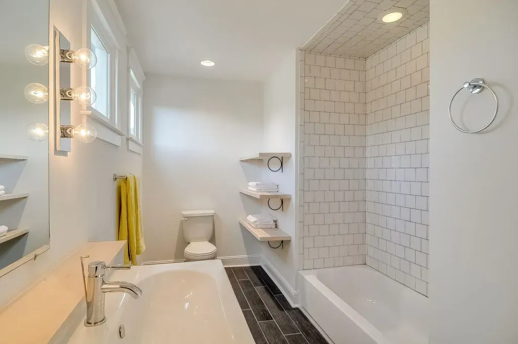 bathroom remodel contractor nashville