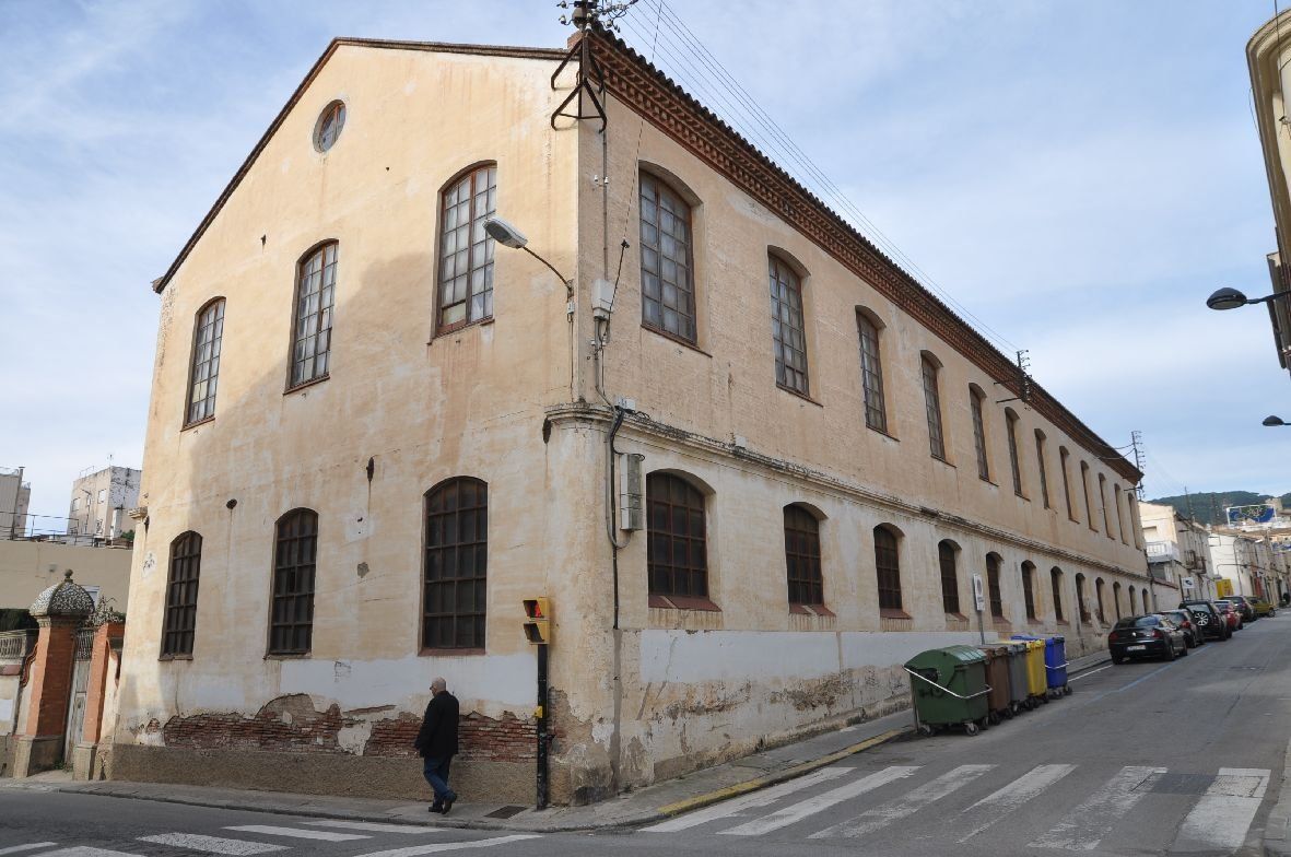 Can robot Nou industrial, antigua Fusteria de Vilassar de Dalt