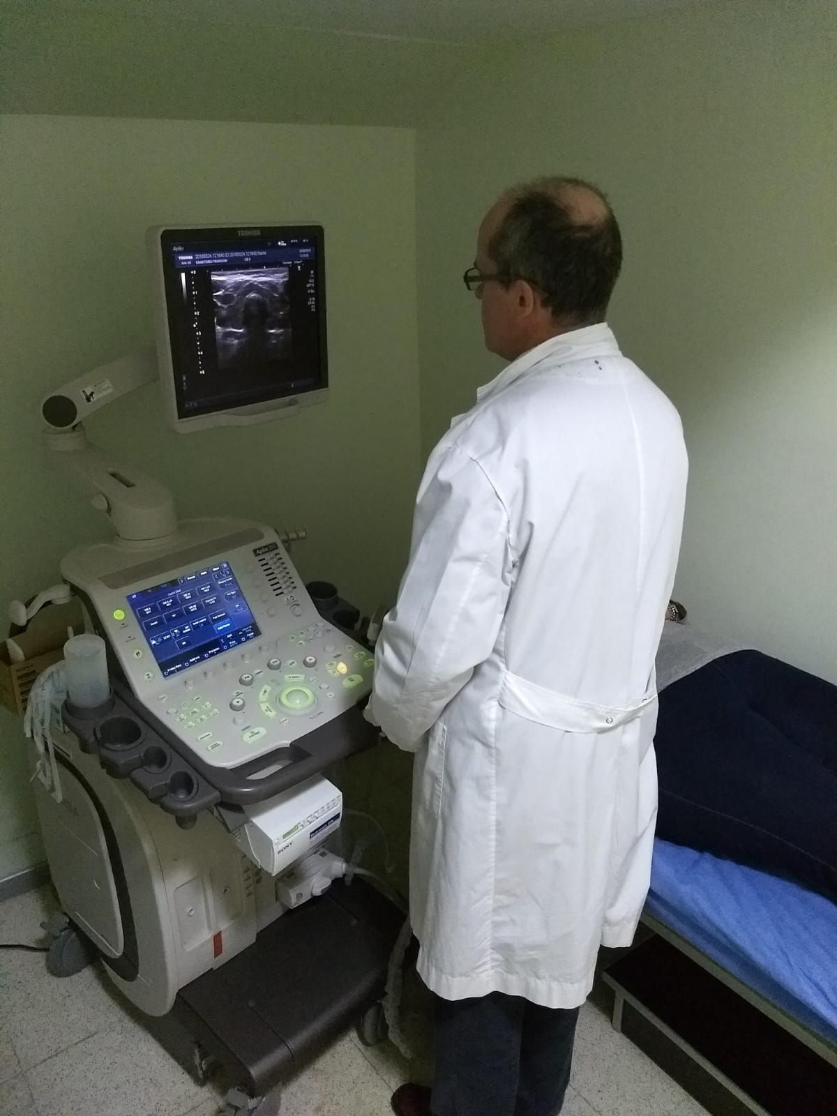 Dr. Carlos R. Colombres