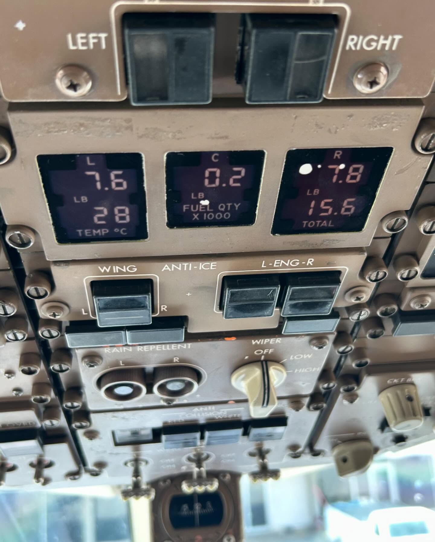 A close up of a control panel on an airplane that says left and right