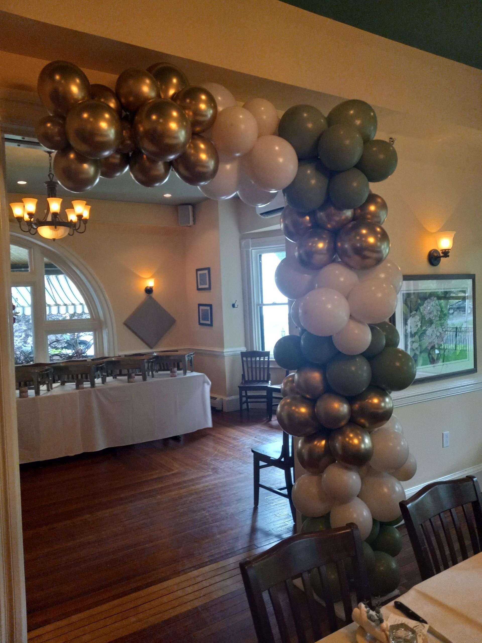 Balloon Arches, Columns and Theme Decor