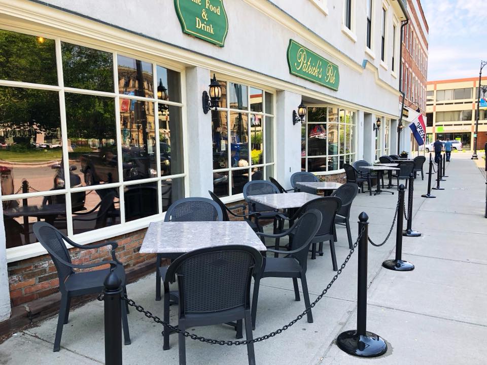 outdoor patio restaurant pittsfield ma
