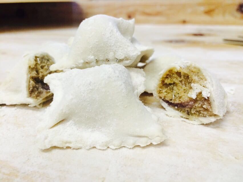 tordelli impastati a mano prima della cottura