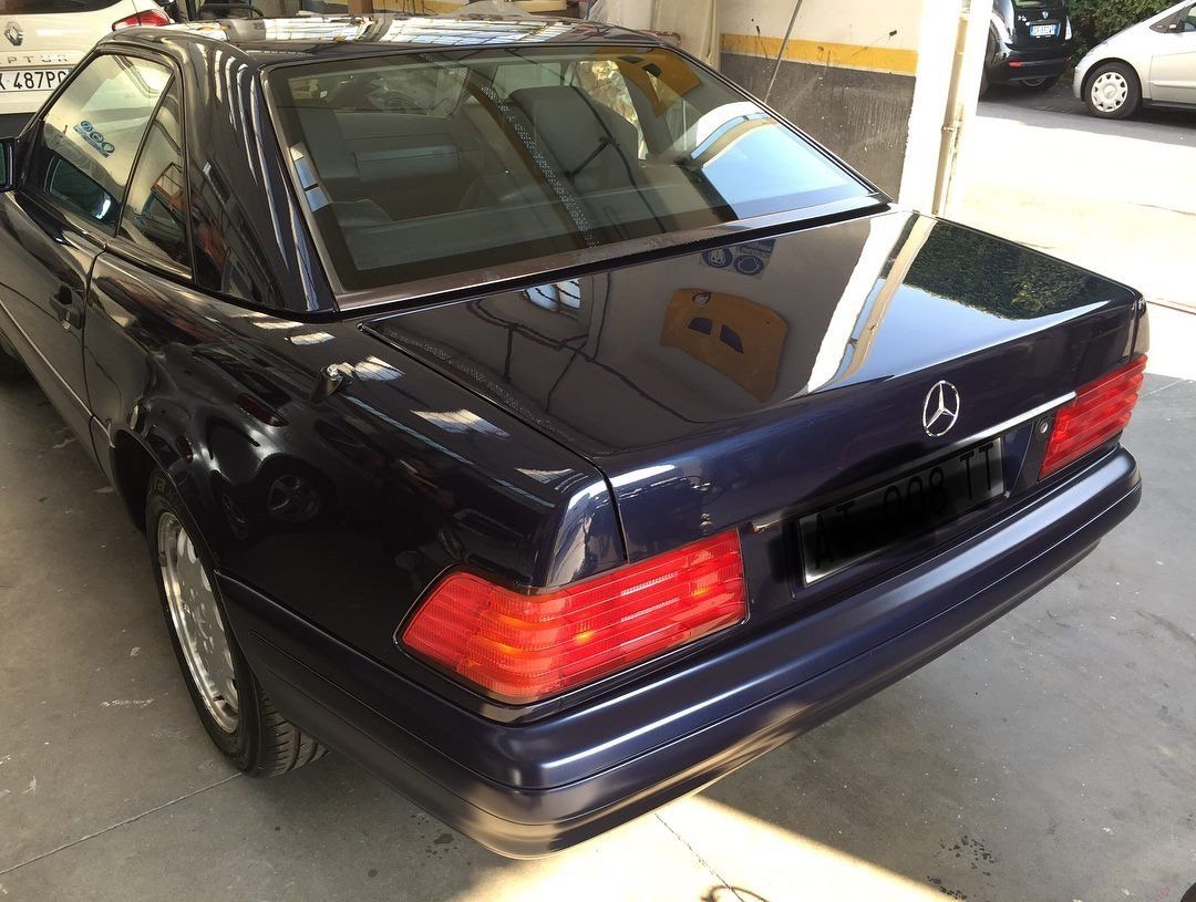 Interventi di restauro auto modello Mercedes SL