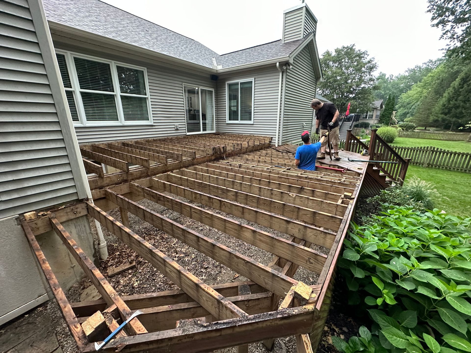 Substructure of large deck