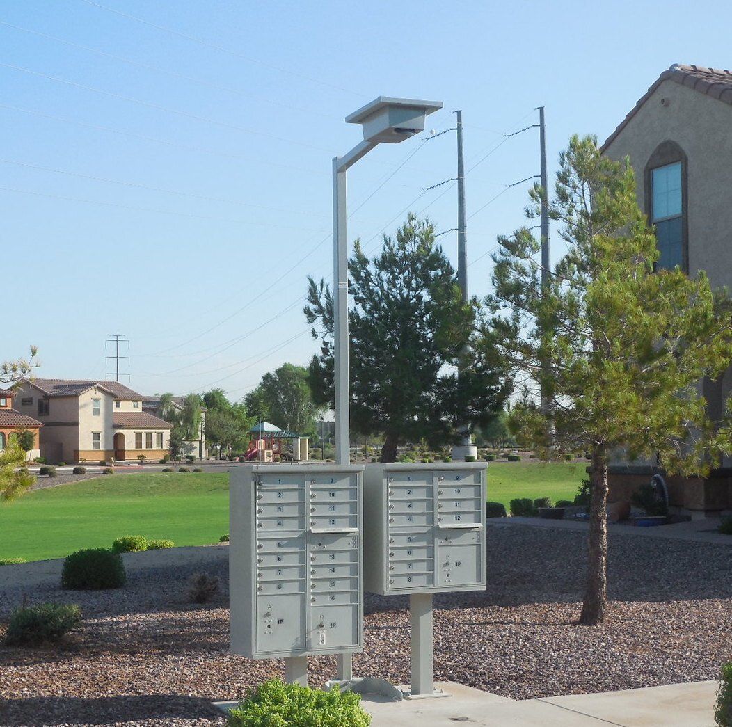 SolarKing, Inc Mailbox Lighting System Solar CBU Mailbox Light