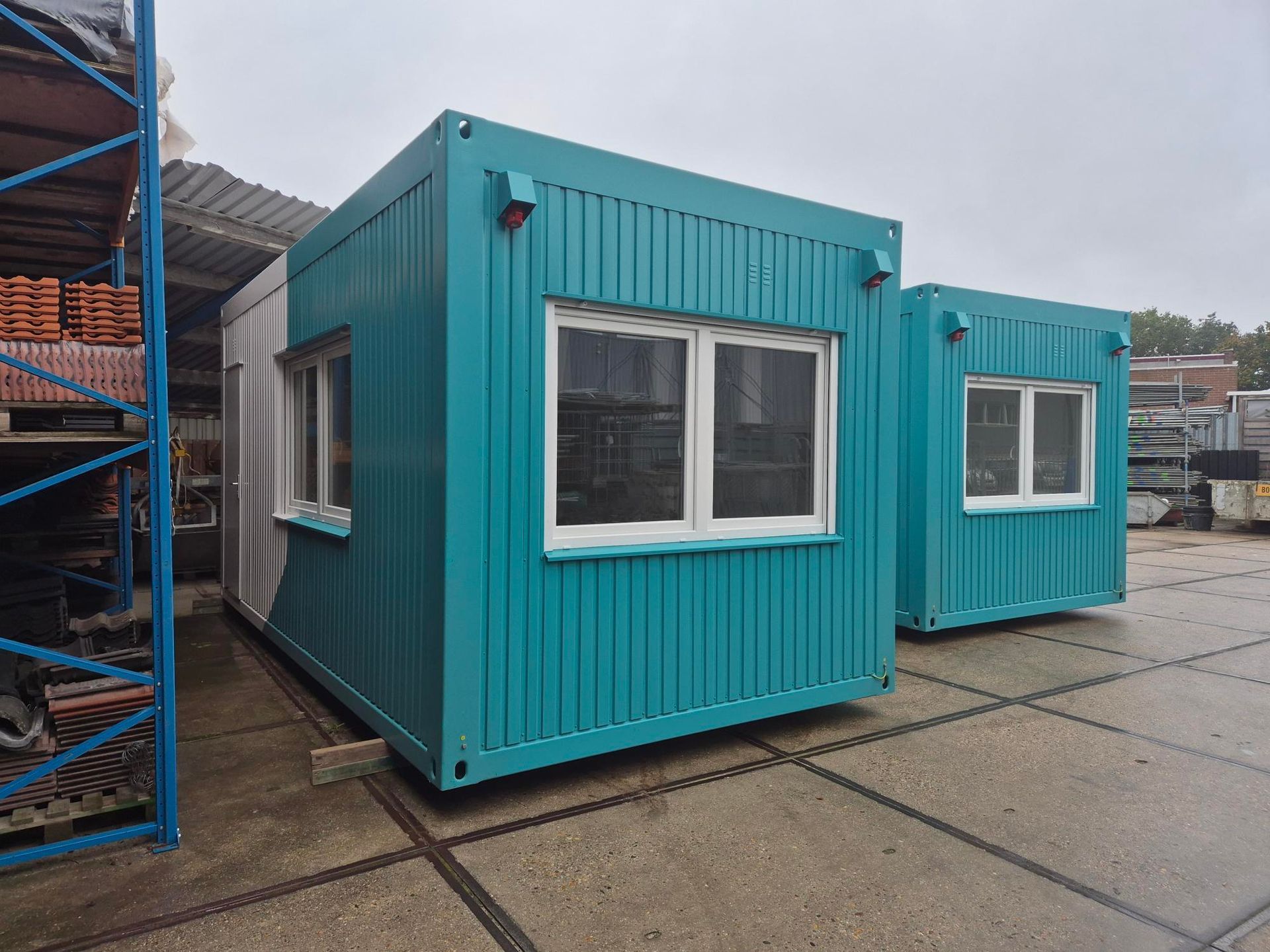 2 nieuwe bouwplaatsunits geleverd aan DNG Bouw uit Asten