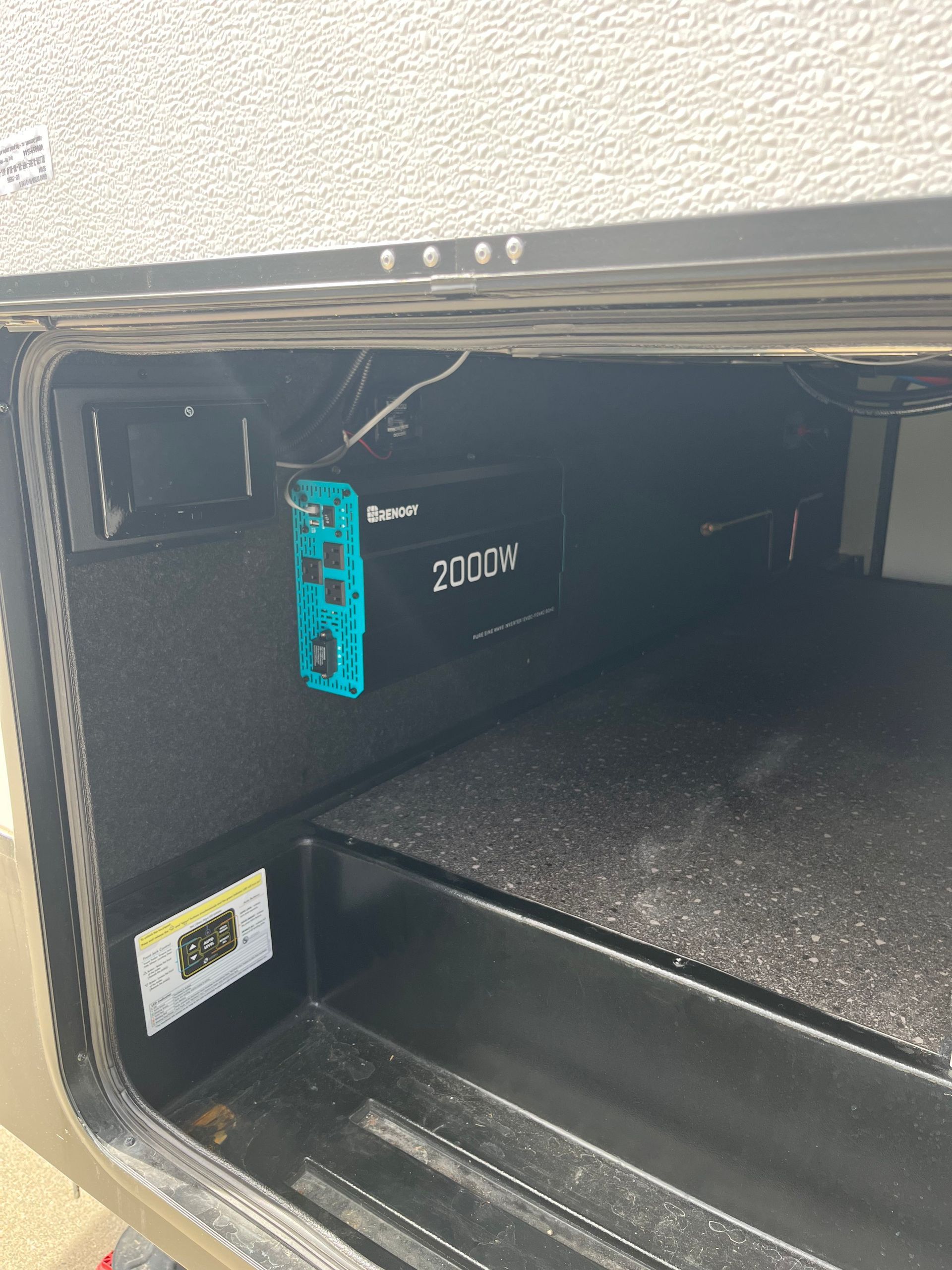 Regular RV maintenance services