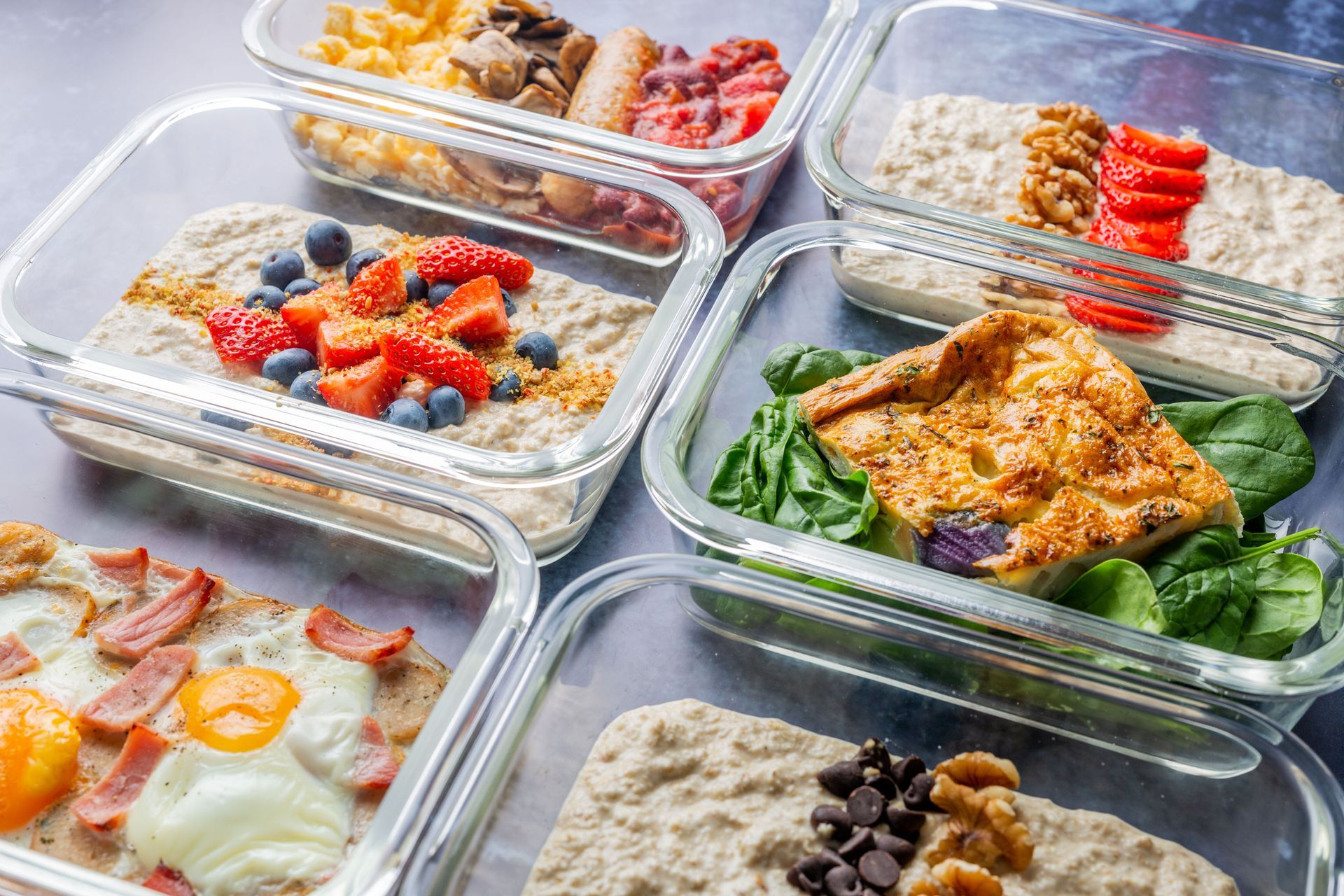 size healthy meals in tupperware
