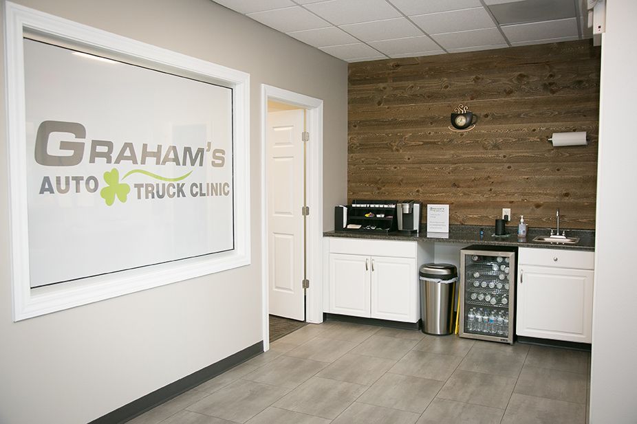 auto truck clinic | Grahams Auto & Truck Clinic