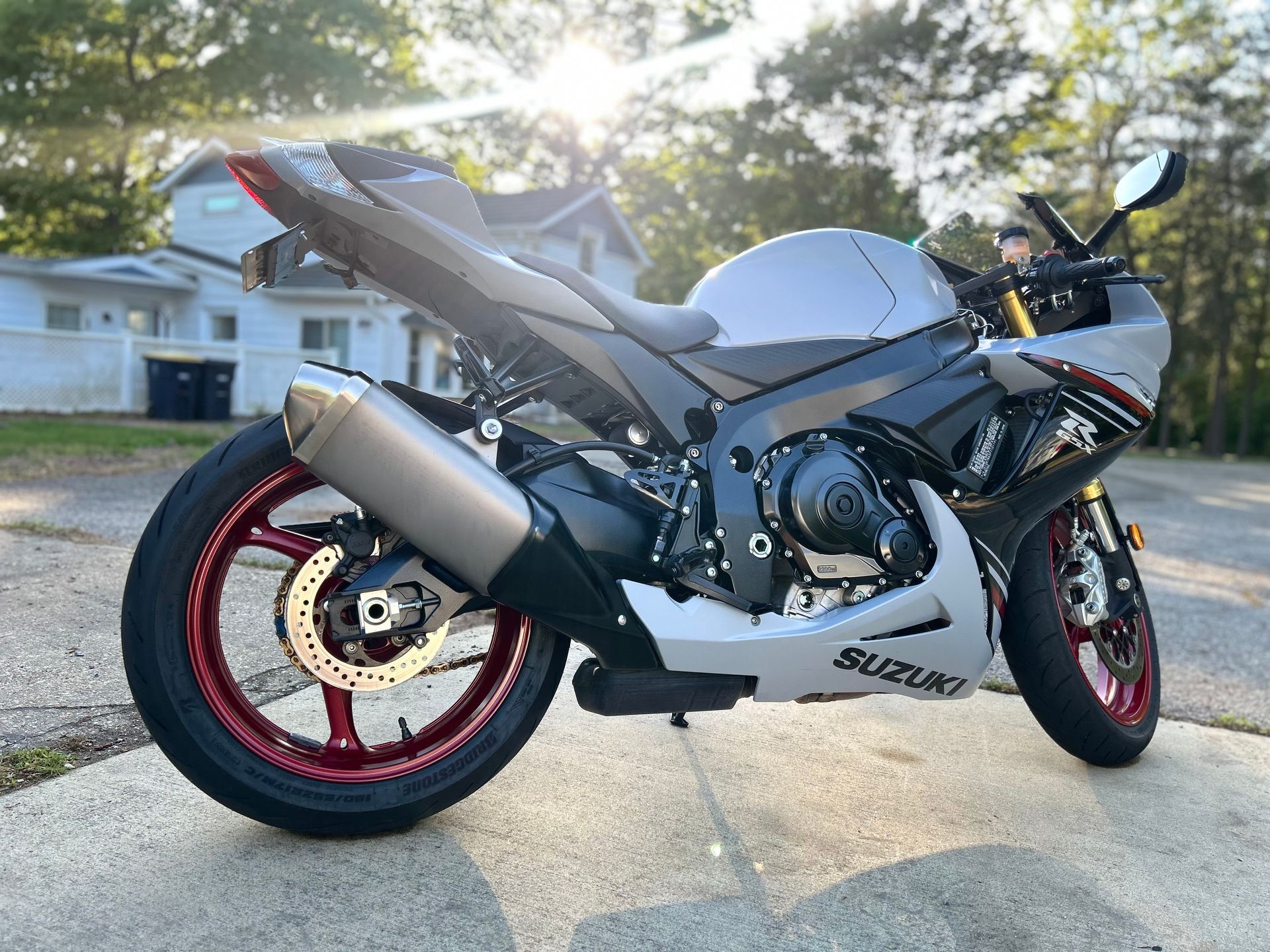 Suzuki GSX-R750 after receiving detailing from Berger Mobile Detaiiling
