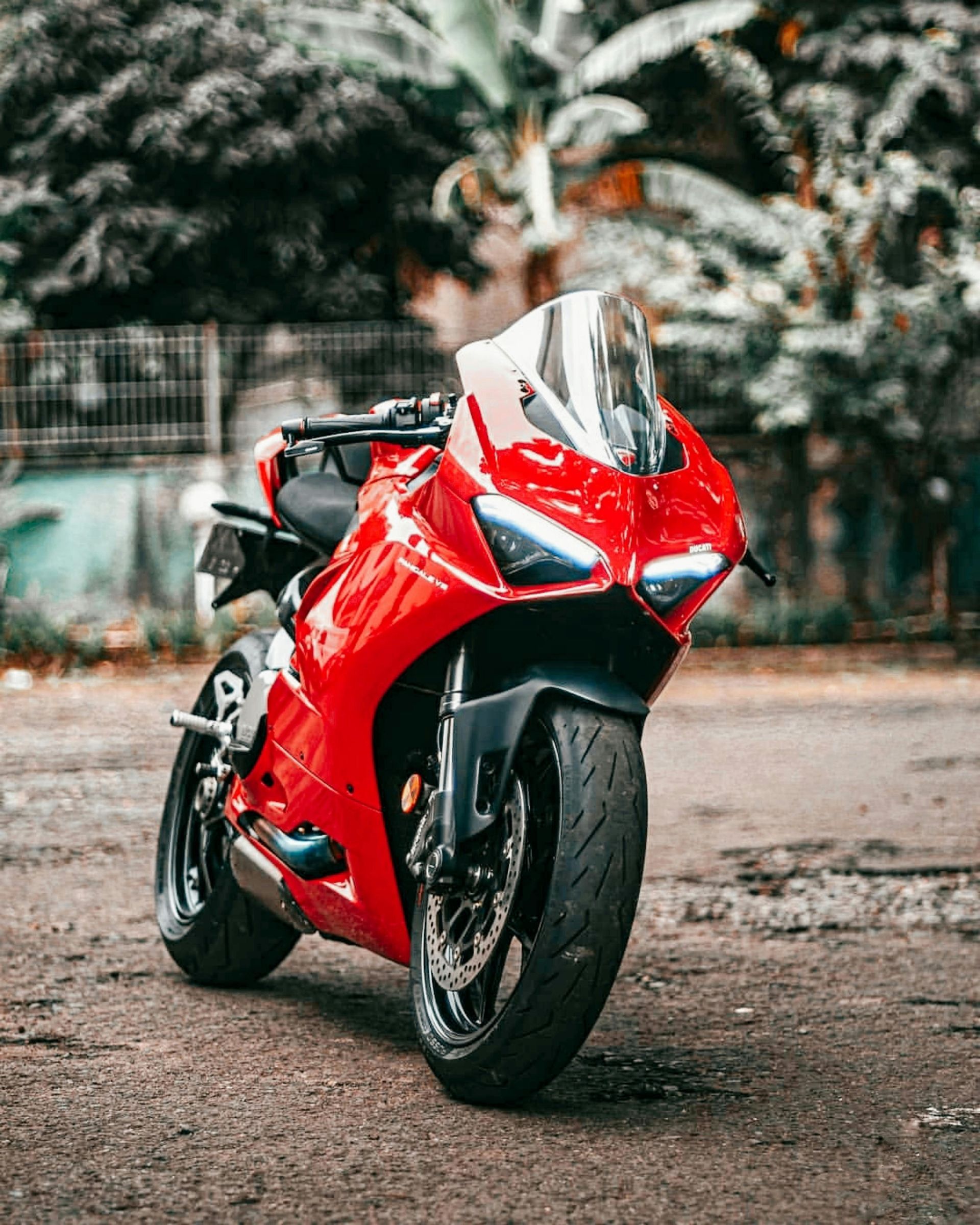 A red motorcycle after receiving the presidential full detailing package from Berger Mobile Detailing