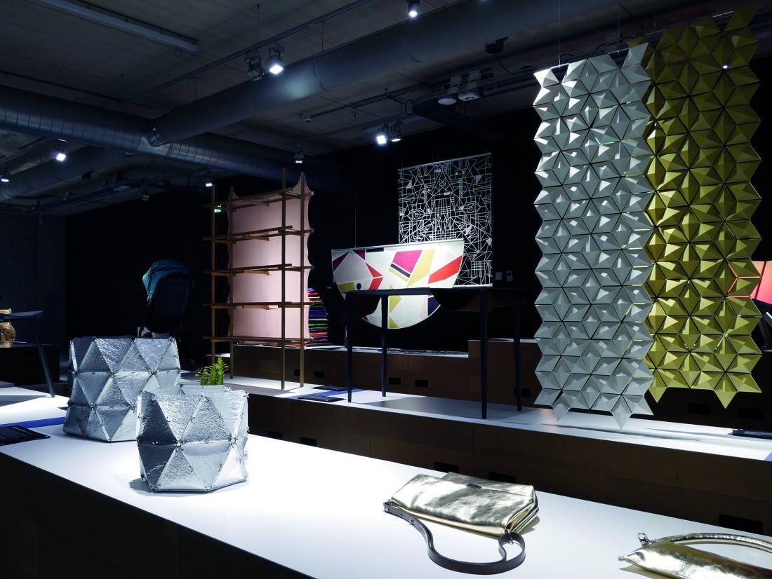 Annebeth Nies Wandkleed kunst