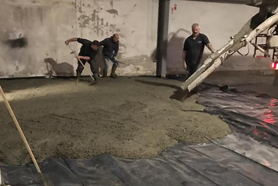 Eco-liquid screeding