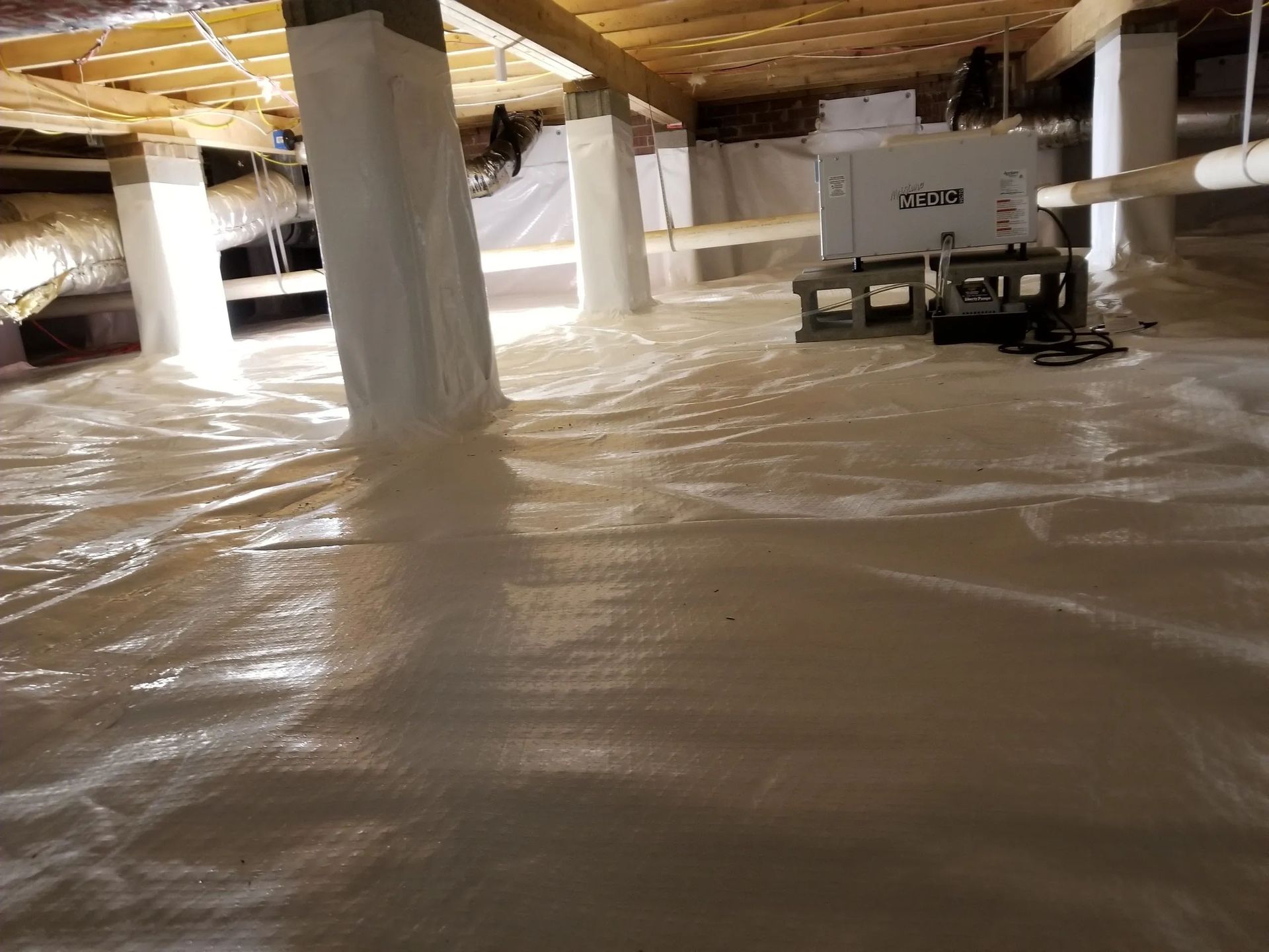 Crawl Space Encapsulation with Dehumidifier — Anderson, SC — Cobb Crawlspace Repair LLC