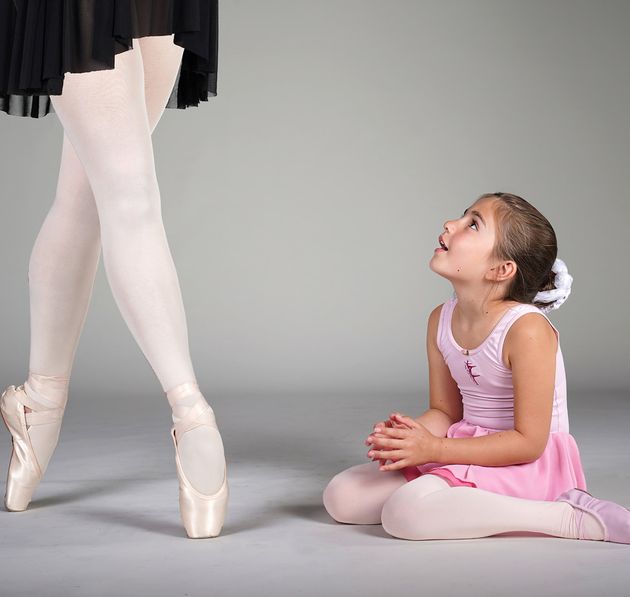 Little ballerina with her Mom on pointe