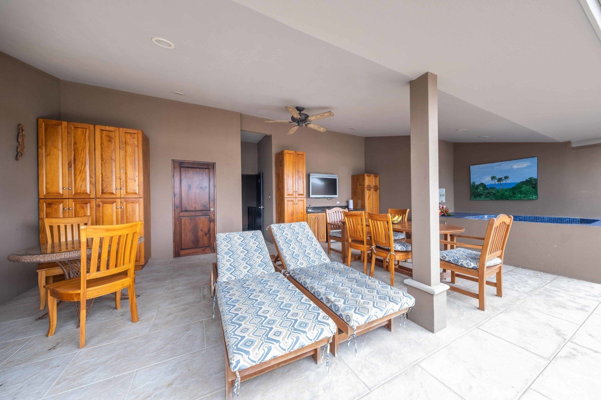 A large room with a lot of chairs and tables