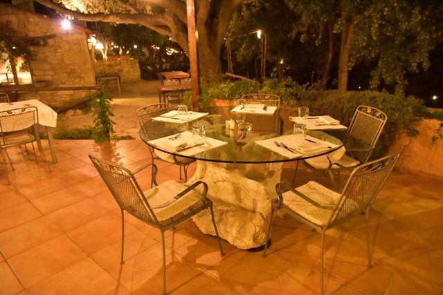 outdoor tables