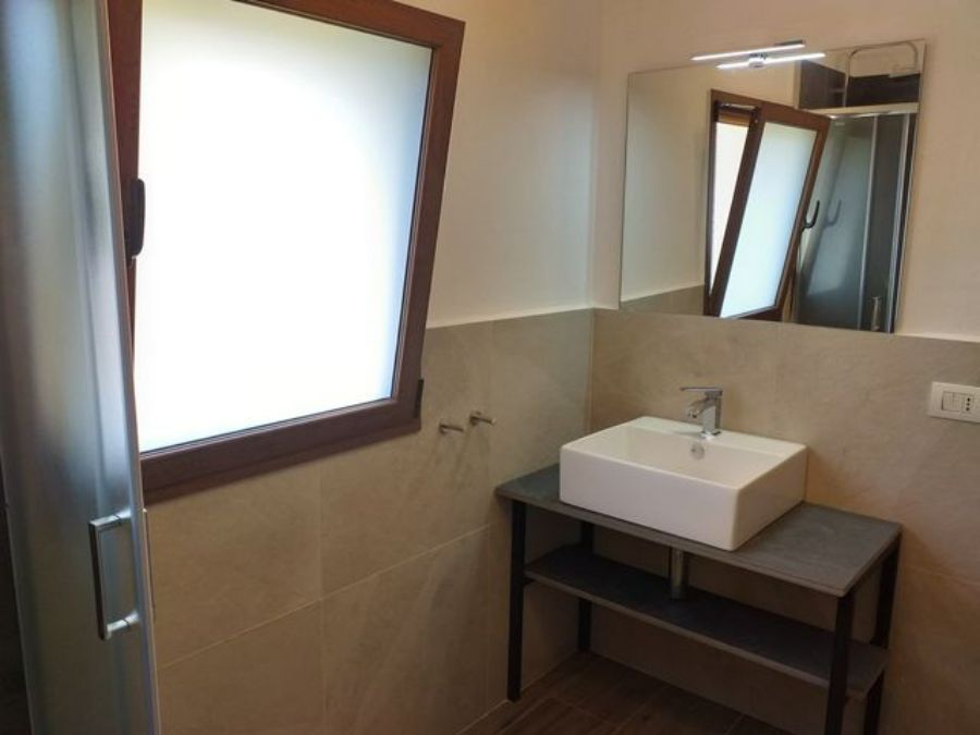 rooms with private bathrooms