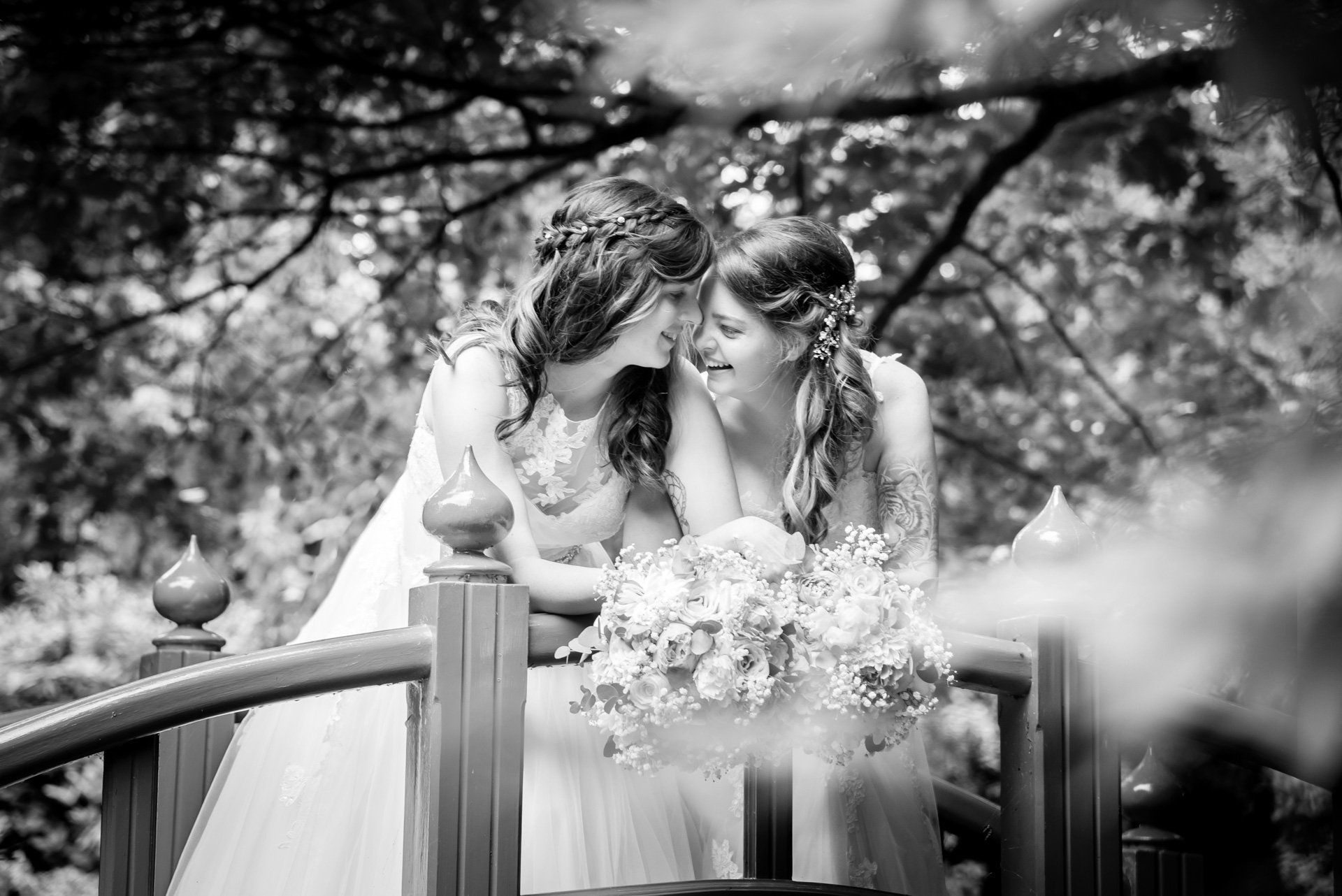 LGBTQ+ wedding, lesbian weddings, gay wedding photographs, hampshire, gay, lesbian, wedding photography