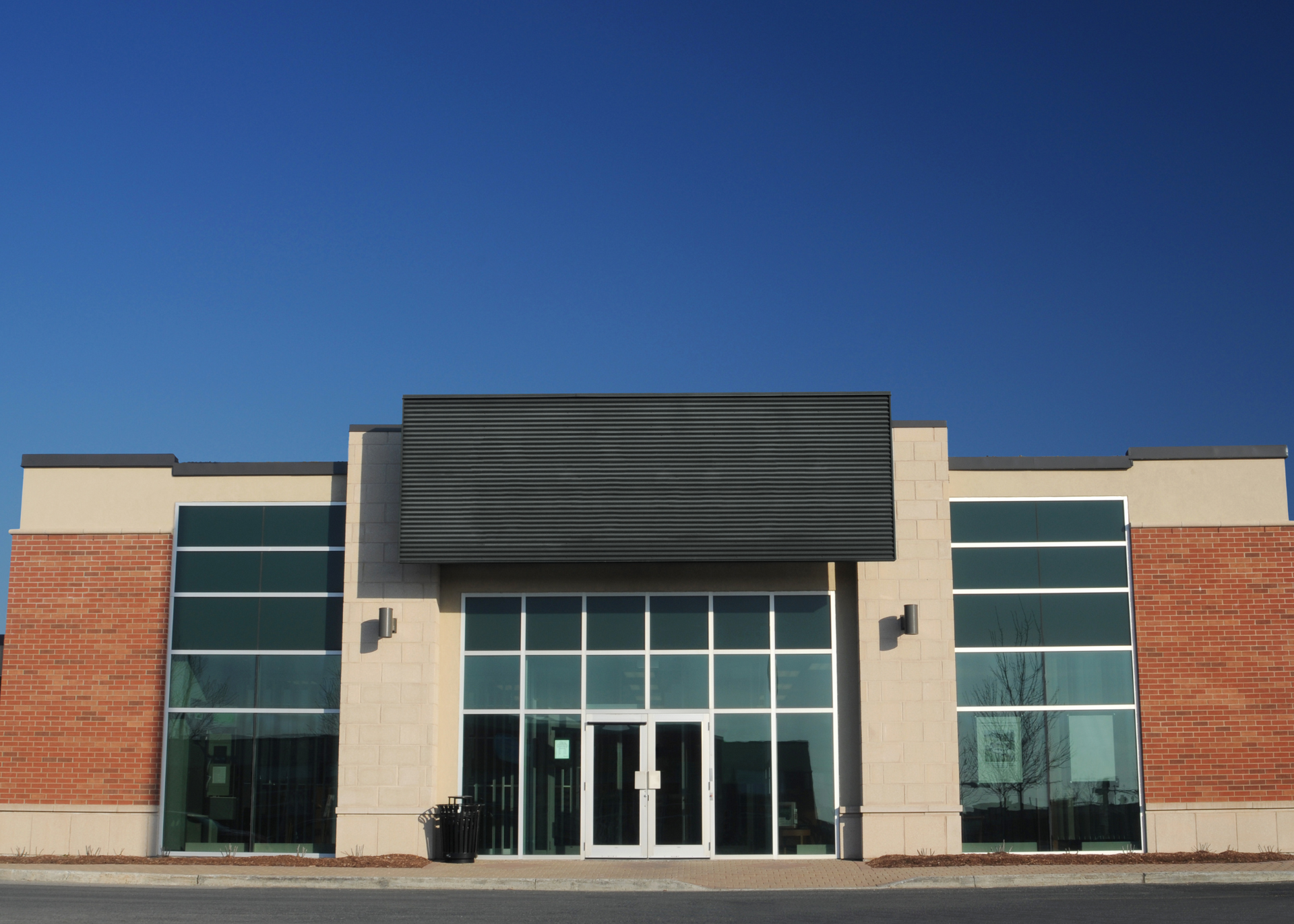 commercial door hardware options