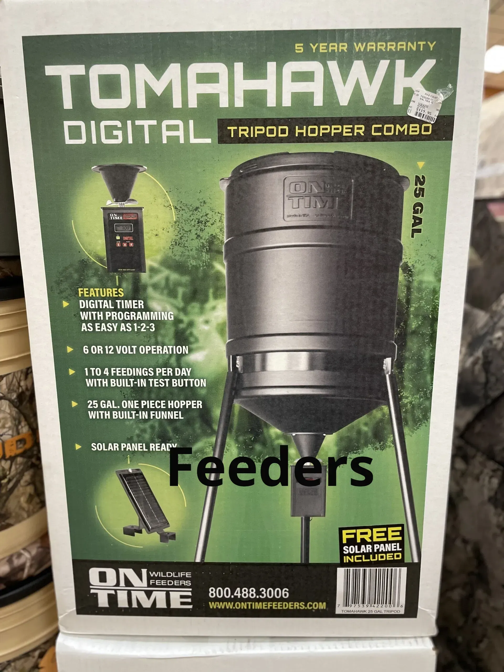 A box of tomahawk digital tripod hopper combo