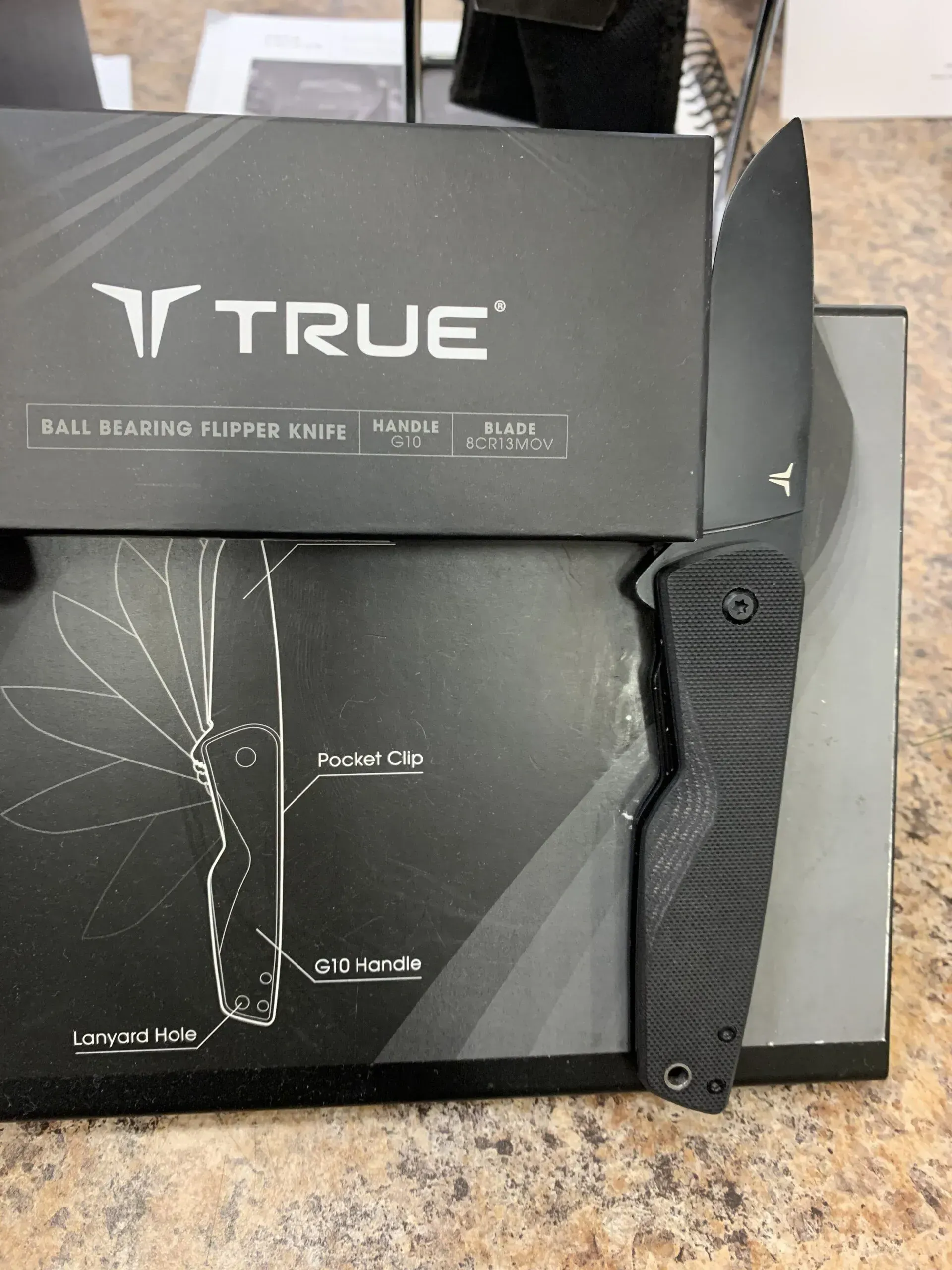 hunting knife with box