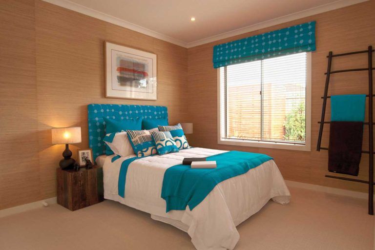 Bedroom — Glass & Aluminium Windows & Doors In Yeppoon, QLD