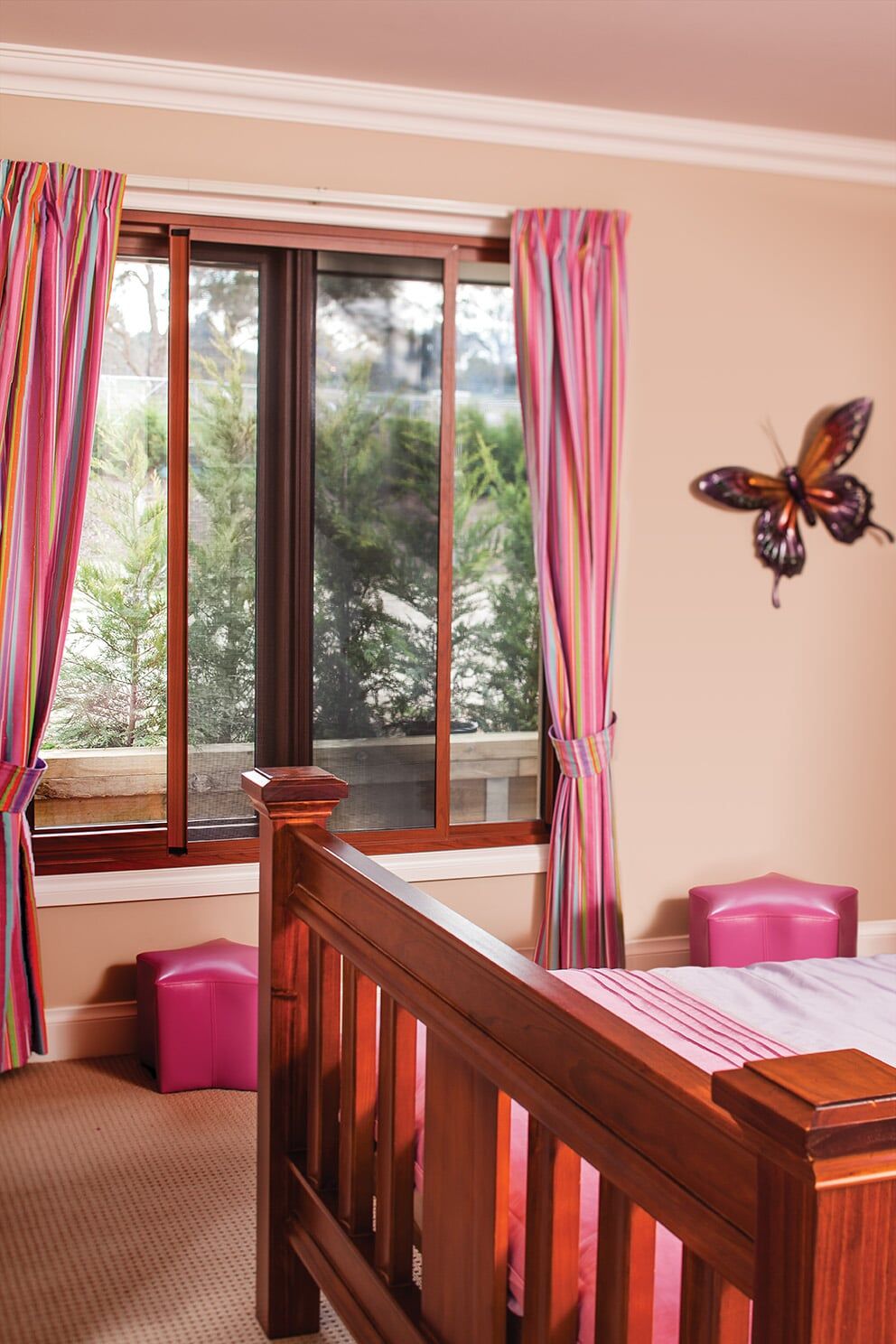 Clean Bedroom — Glass & Aluminium Windows & Doors In Yeppoon, QLD