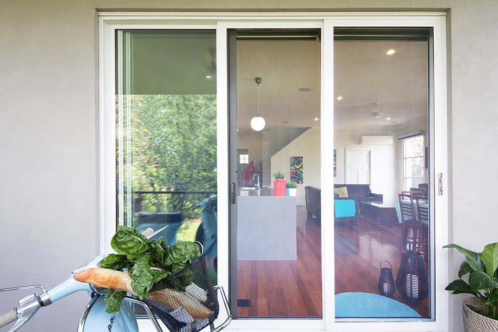 Glass Door Close — Glass & Aluminium Windows & Doors In Yeppoon, QLD