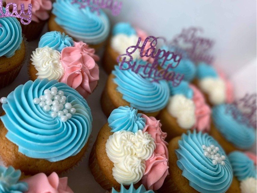 Custom Cakes Charleston, SC Miss Priss The Sugar Shop